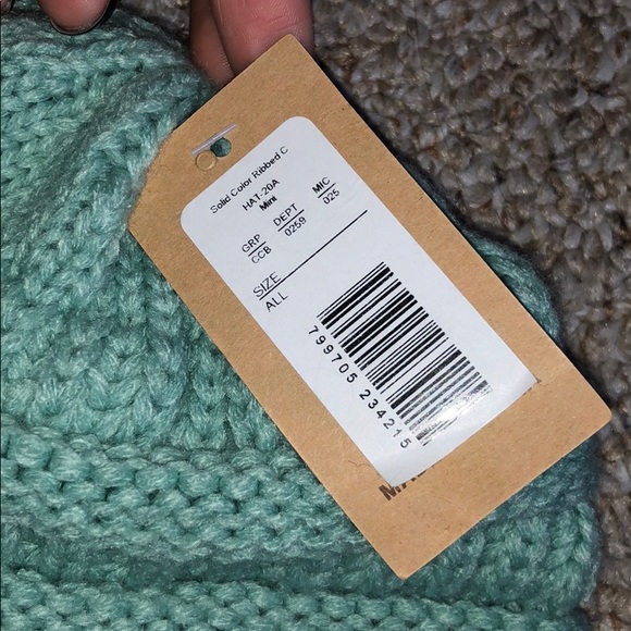 C.C Mint Women’s Beanie - Picture 4 of 4